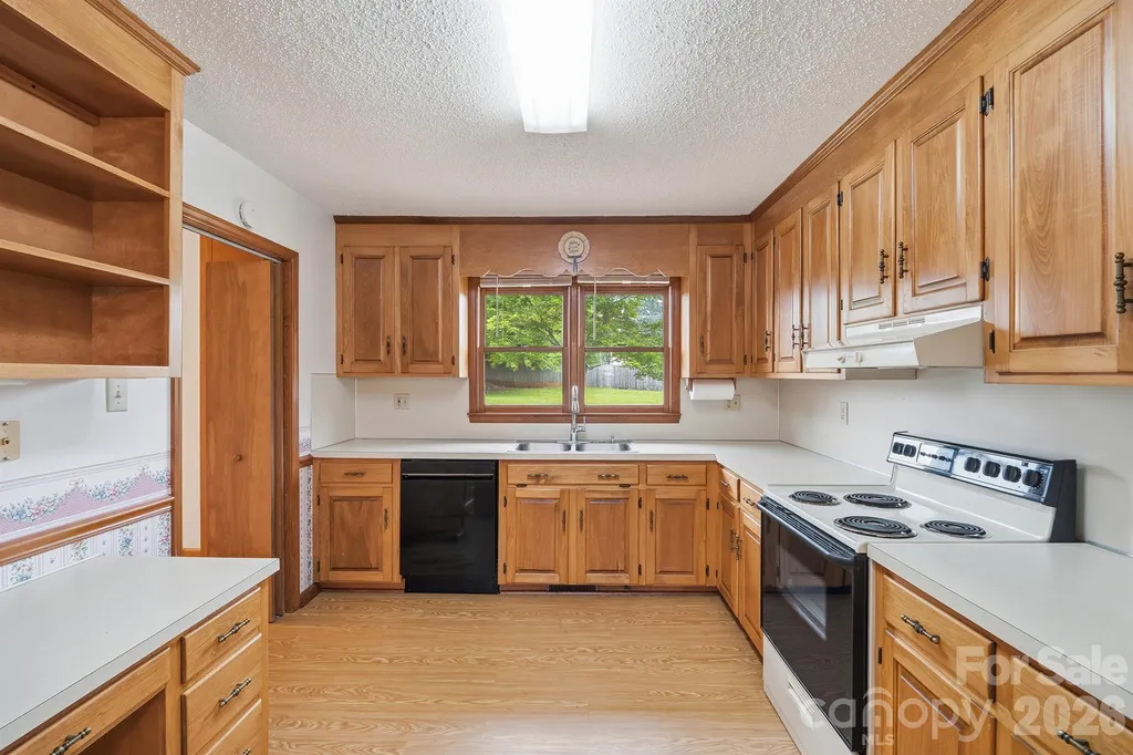 183 Dellinger Drive Statesville NC 28625