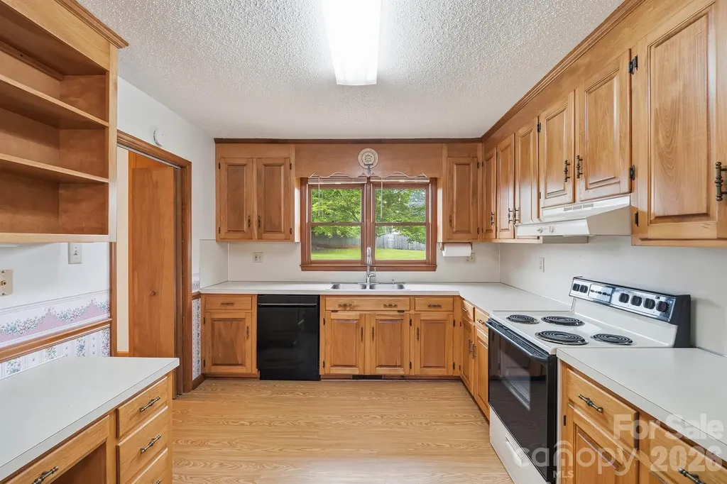 183 Dellinger Drive Statesville NC 28625