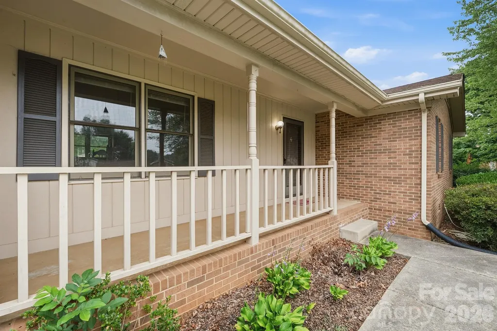 183 Dellinger Drive Statesville NC 28625