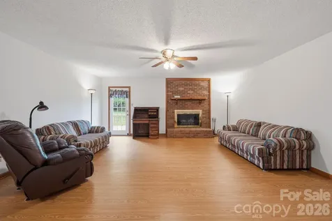 183 Dellinger Drive Statesville NC 28625
