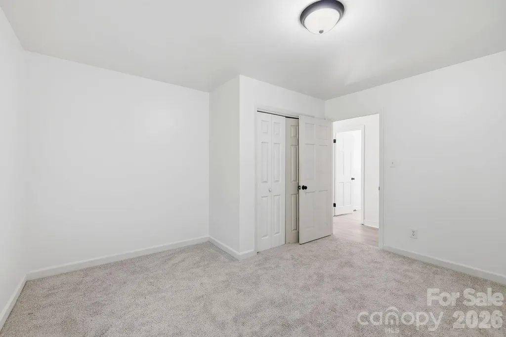 310 Roy Eaker Road Cherryville NC 28021
