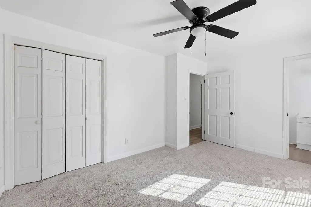 310 Roy Eaker Road Cherryville NC 28021