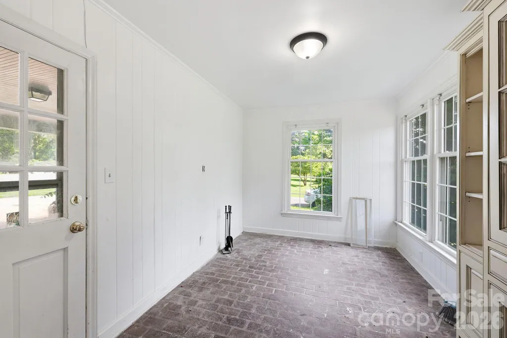 310 Roy Eaker Road Cherryville NC 28021
