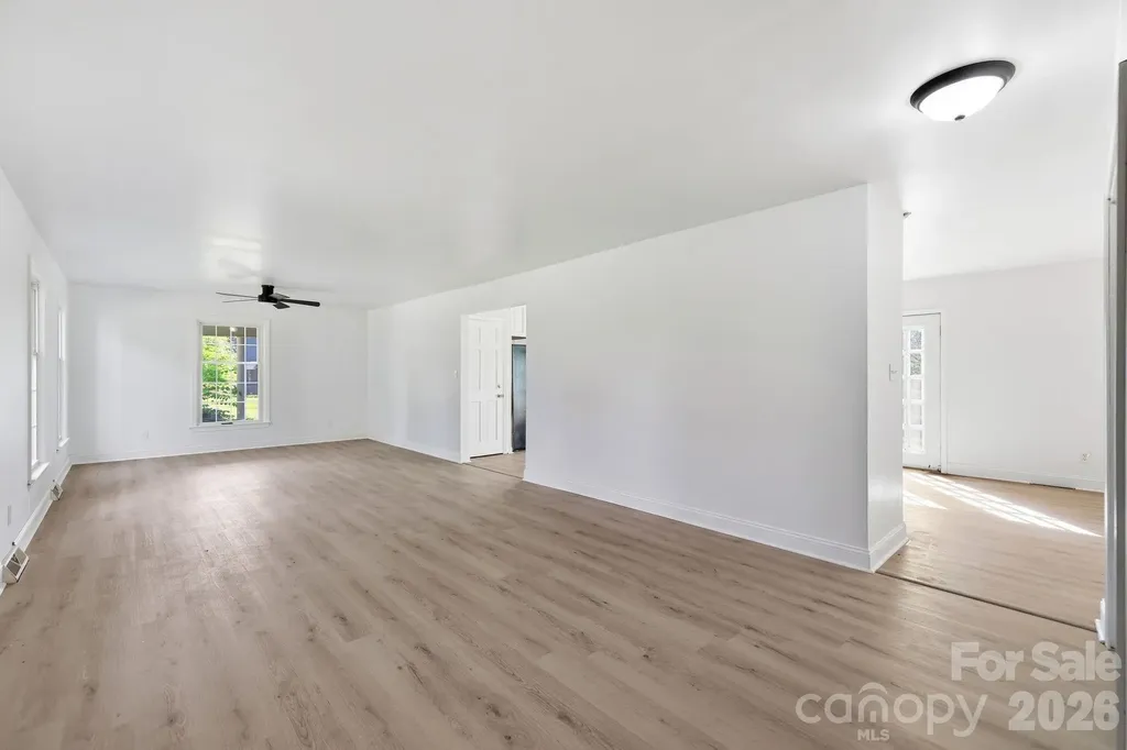 310 Roy Eaker Road Cherryville NC 28021