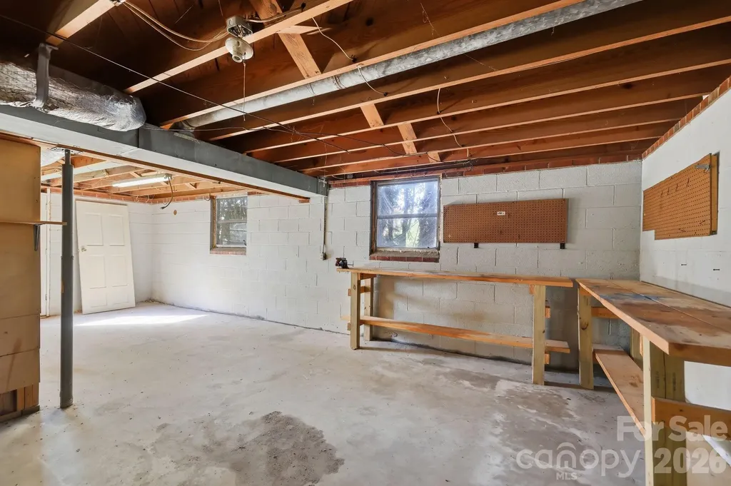 310 Roy Eaker Road Cherryville NC 28021