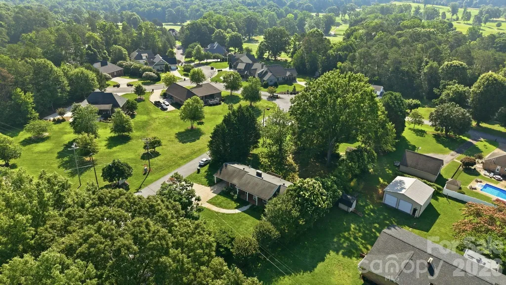 310 Roy Eaker Road Cherryville NC 28021