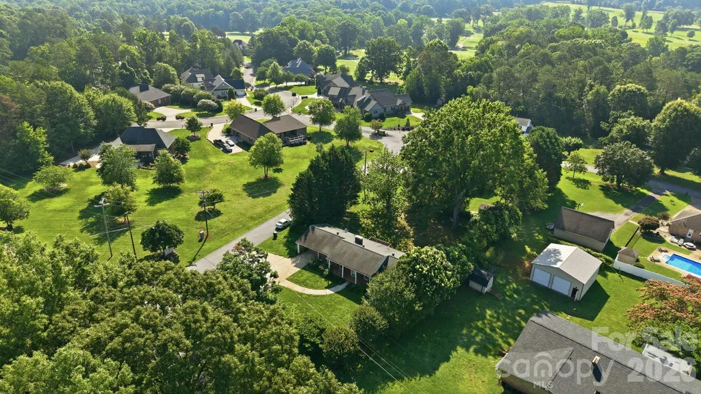 310 Roy Eaker Road Cherryville NC 28021
