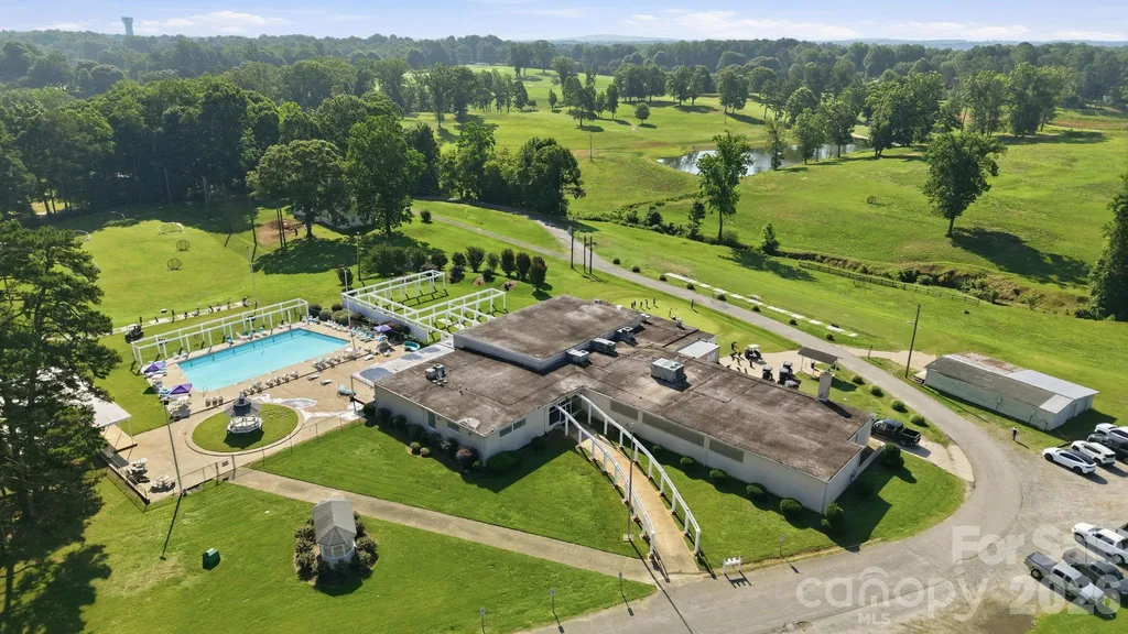 310 Roy Eaker Road Cherryville NC 28021