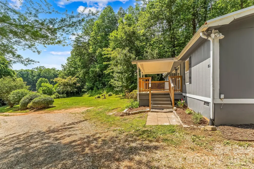 771 Hoppy Tom Hollow Road Marion NC 28752