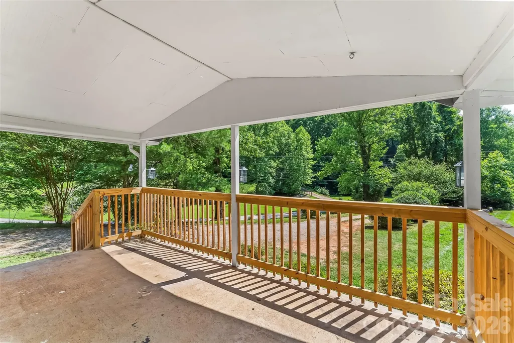 771 Hoppy Tom Hollow Road Marion NC 28752