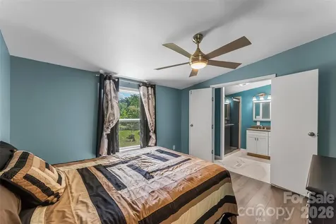 771 Hoppy Tom Hollow Road Marion NC 28752