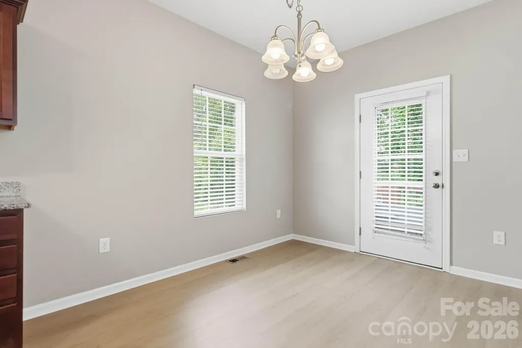 143 High Bluff Circle Mooresville NC 28115
