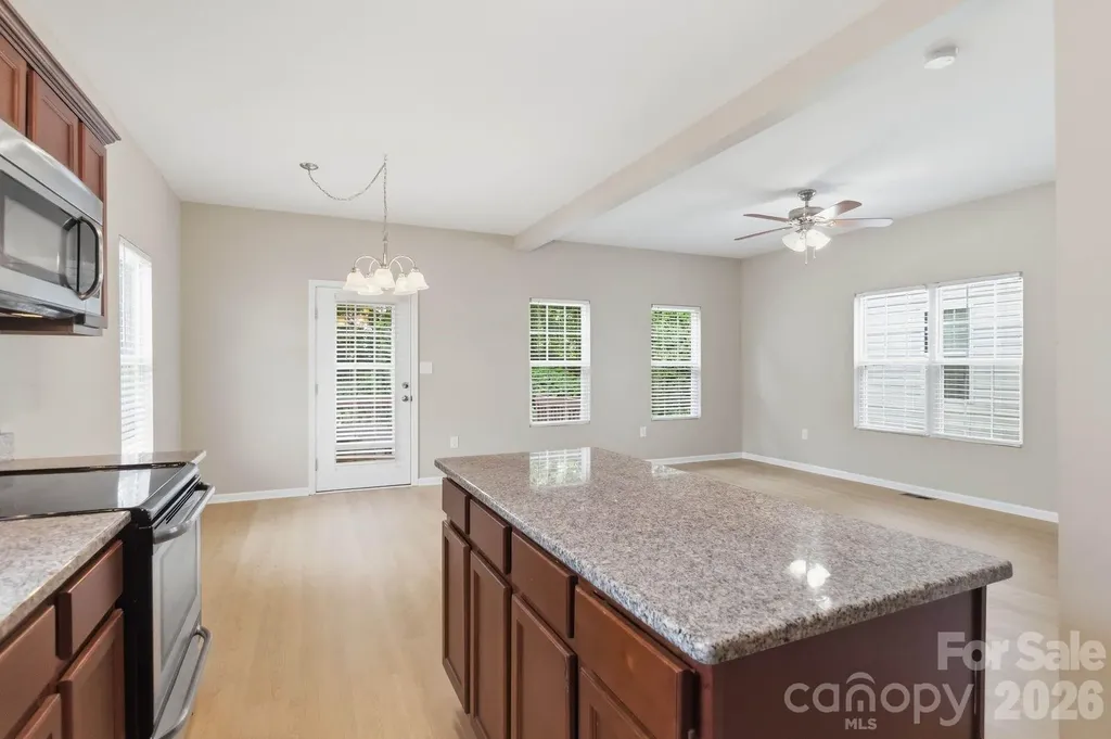 143 High Bluff Circle Mooresville NC 28115