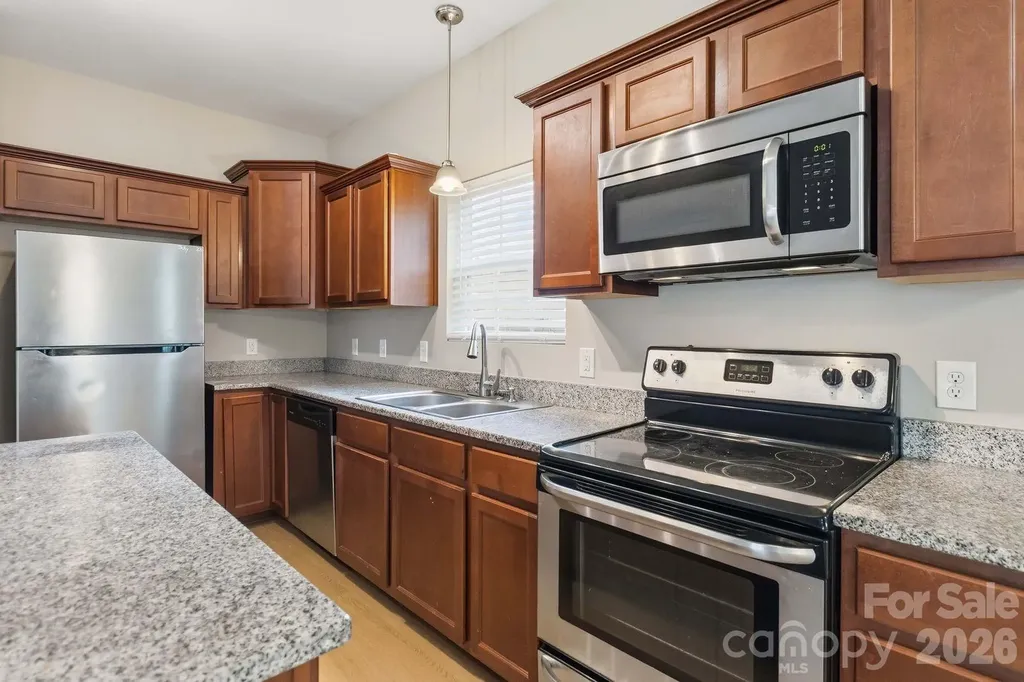 143 High Bluff Circle Mooresville NC 28115