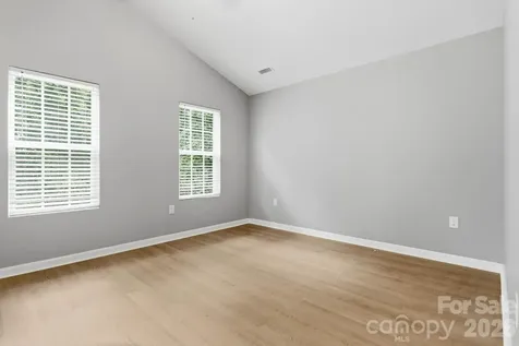 143 High Bluff Circle Mooresville NC 28115