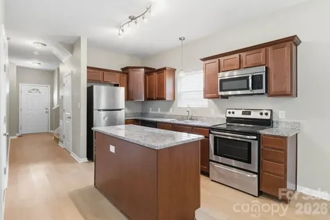 143 High Bluff Circle Mooresville NC 28115