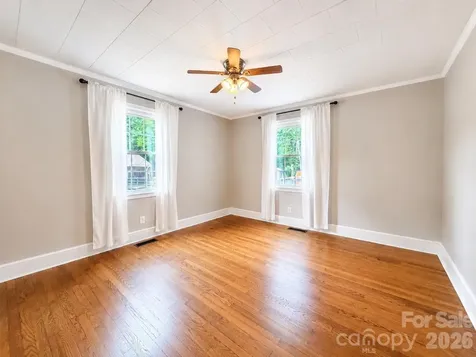 214 Oakwood Avenue York SC 29745