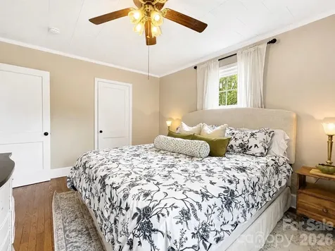 214 Oakwood Avenue York SC 29745