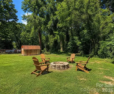 214 Oakwood Avenue York SC 29745
