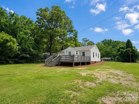 214 Oakwood Avenue York SC 29745