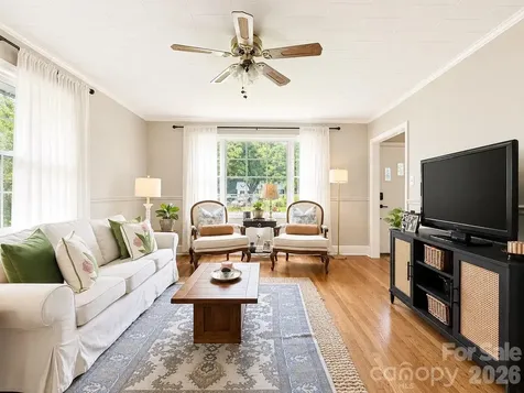214 Oakwood Avenue York SC 29745