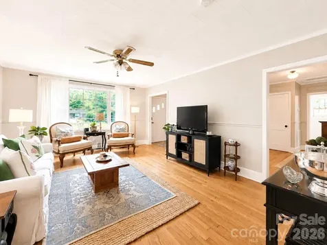 214 Oakwood Avenue York SC 29745