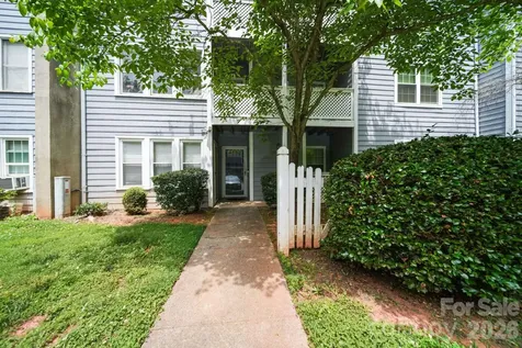 6049 Green Forest Drive Charlotte NC 28212