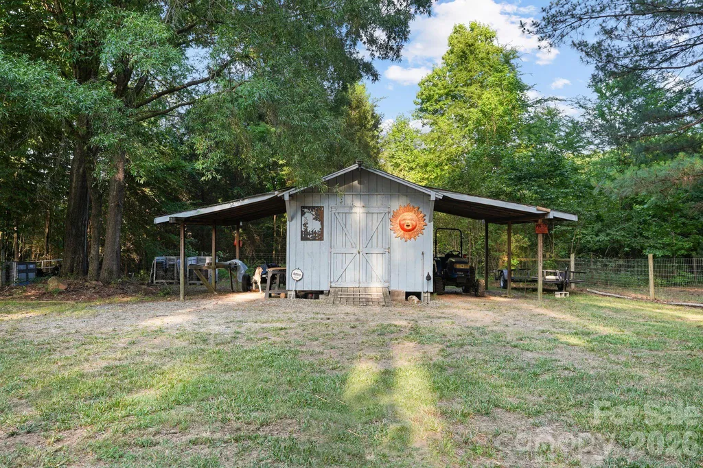 1715 Regan Road Lexington NC 27292