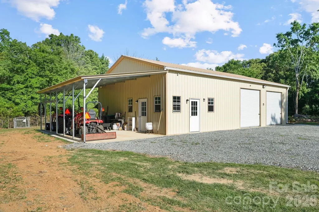1715 Regan Road Lexington NC 27292