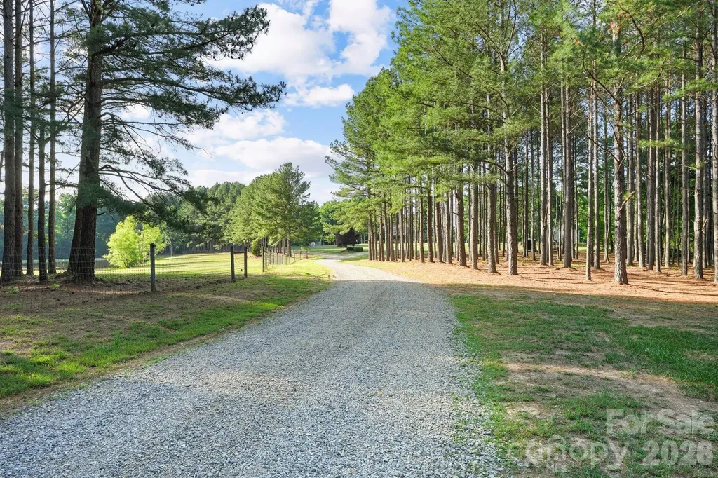 1715 Regan Road Lexington NC 27292