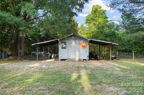 1715 Regan Road Lexington NC 27292
