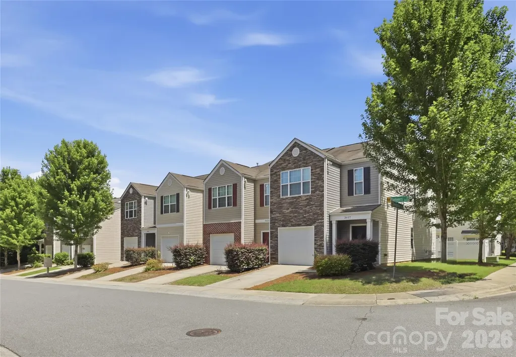 3627 Danvers Street Charlotte NC 28213