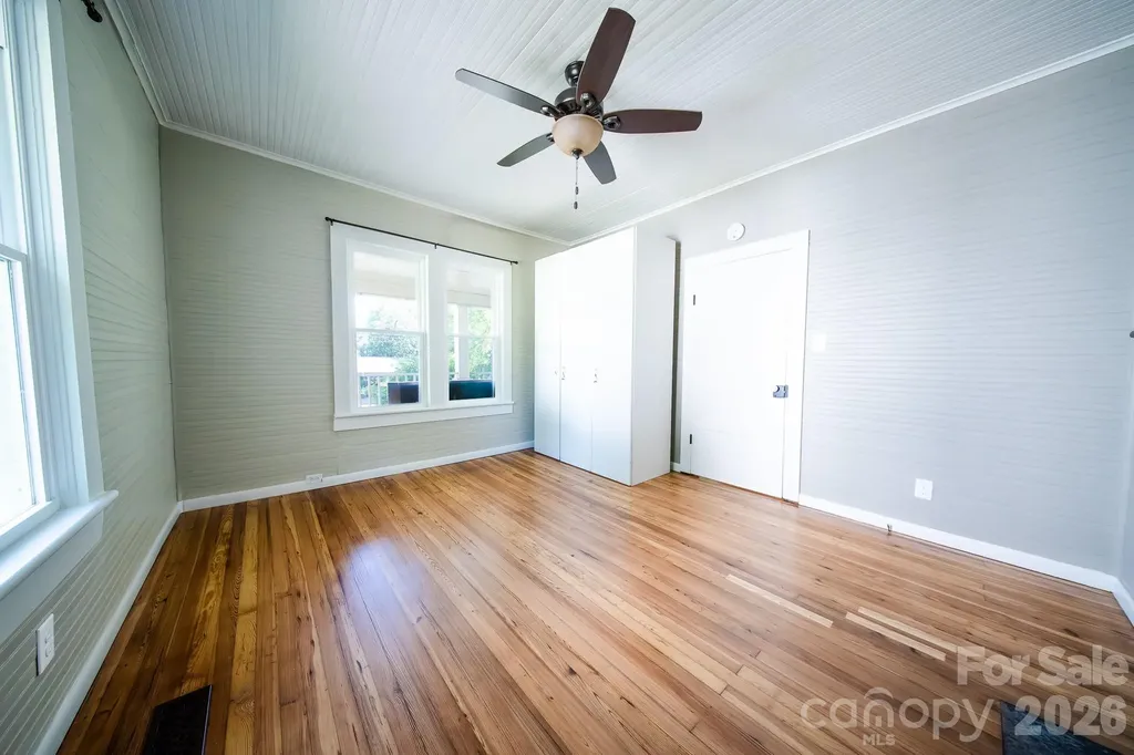 110 N Chestnut Street Morganton NC 28655