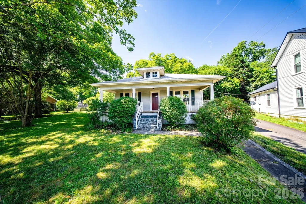 110 N Chestnut Street Morganton NC 28655