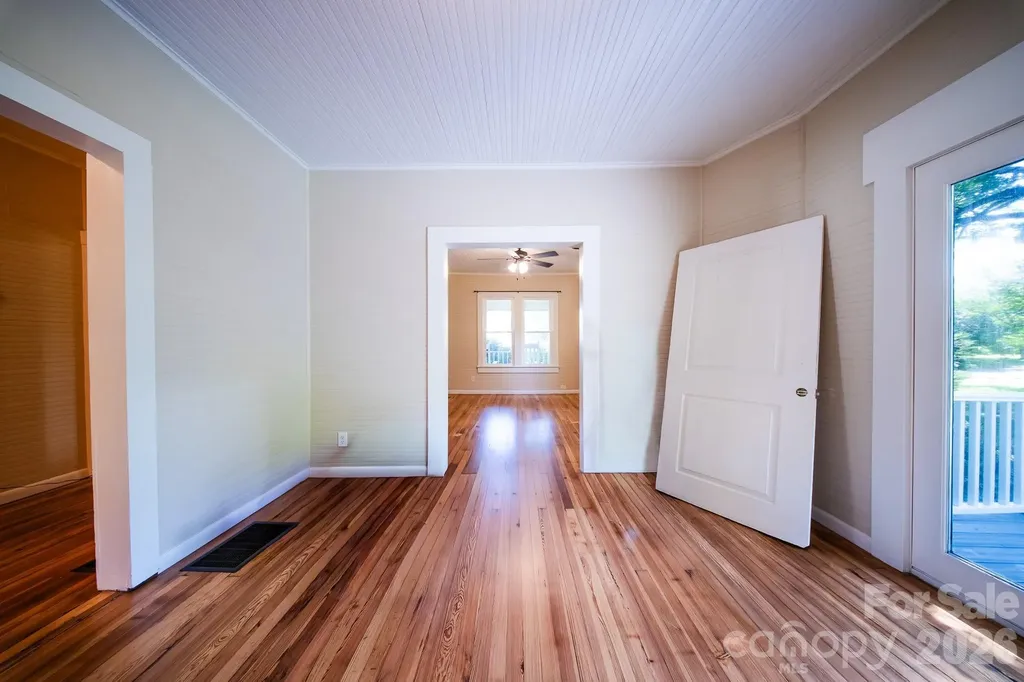 110 N Chestnut Street Morganton NC 28655