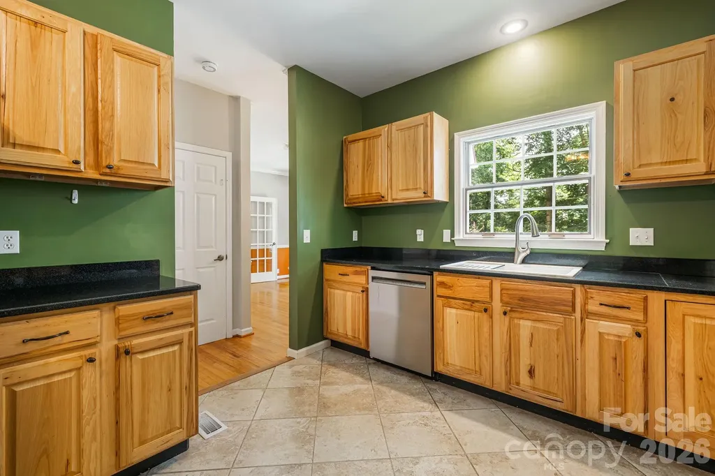 94 Paradise Cove Road Penrose NC 28766