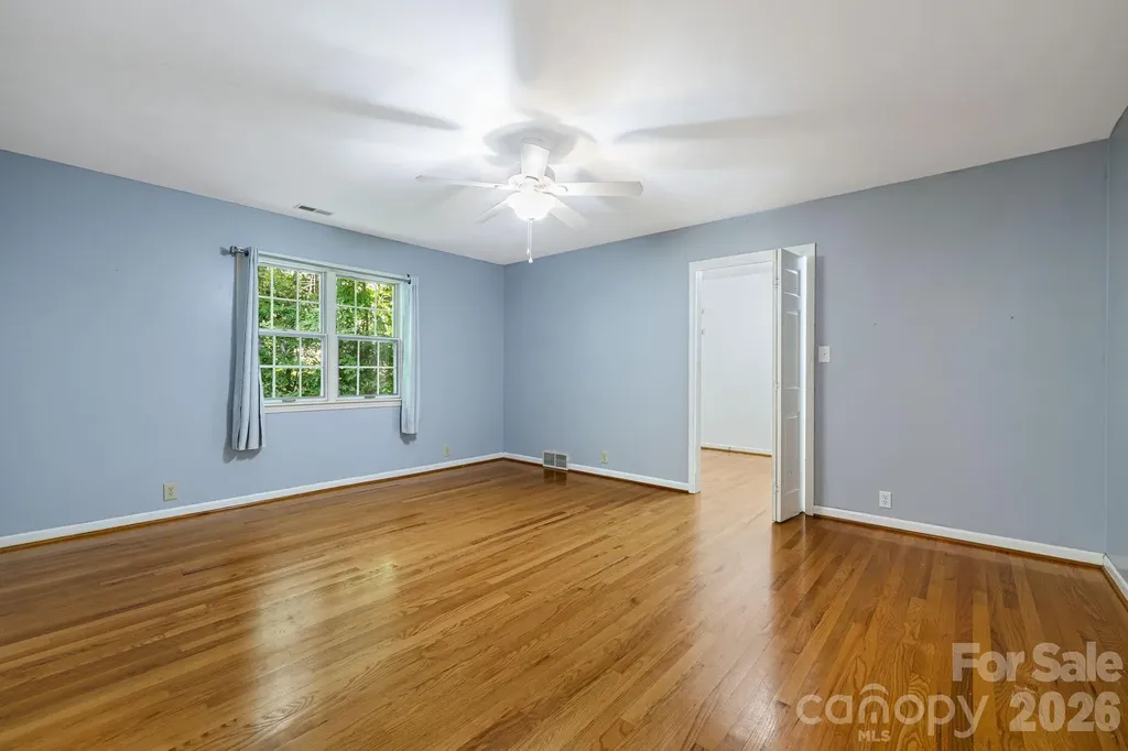94 Paradise Cove Road Penrose NC 28766