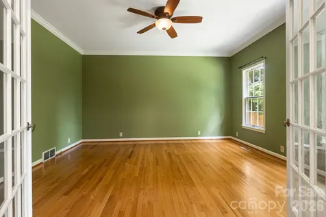 94 Paradise Cove Road Penrose NC 28766