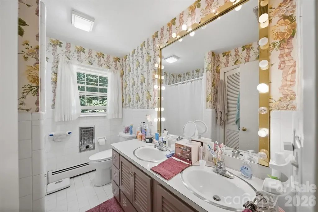 200 Westwood Drive Morganton NC 28655
