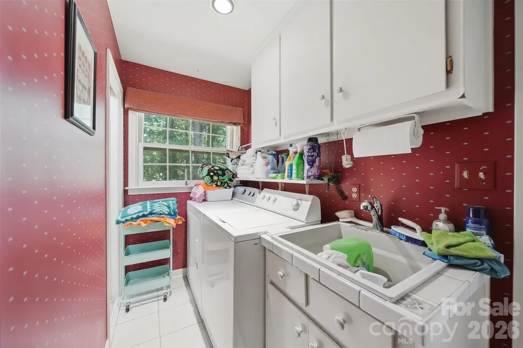 200 Westwood Drive Morganton NC 28655