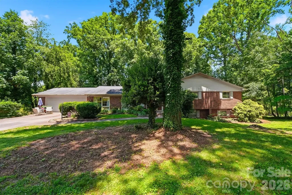 200 Westwood Drive Morganton NC 28655