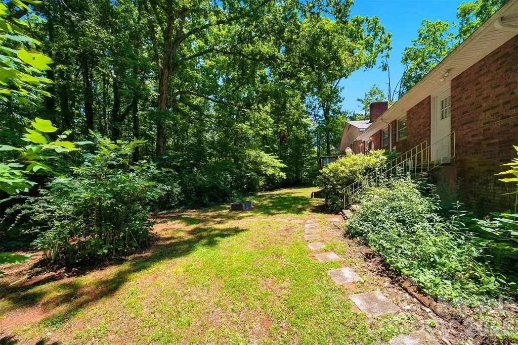 200 Westwood Drive Morganton NC 28655