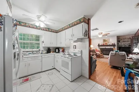 200 Westwood Drive Morganton NC 28655