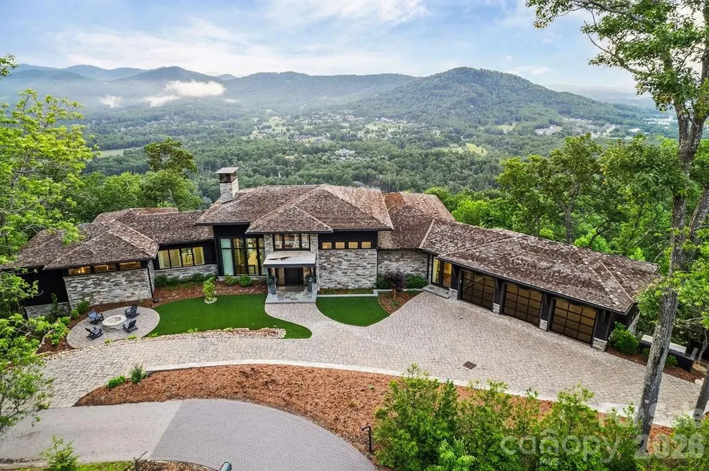 510 Cloud Top Way Arden NC 28704