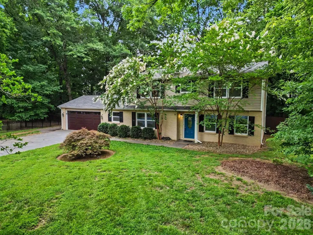 7111 Cedar Lake Court Charlotte NC 28226