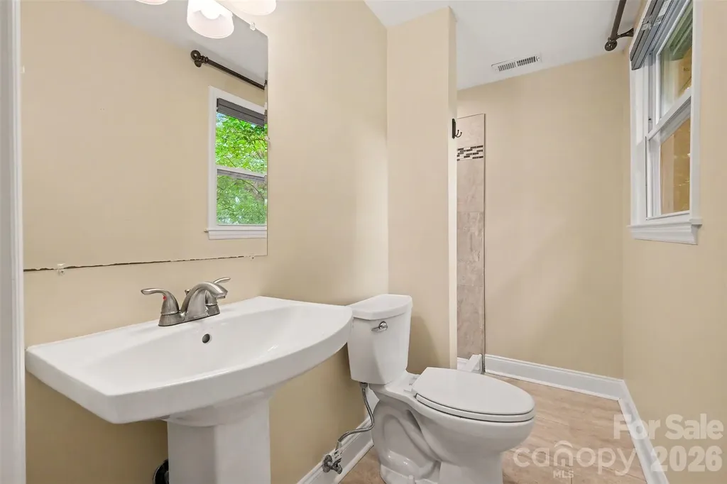 7111 Cedar Lake Court Charlotte NC 28226