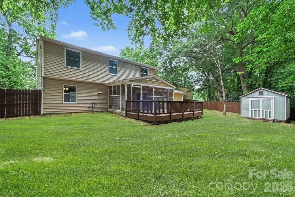 7111 Cedar Lake Court Charlotte NC 28226