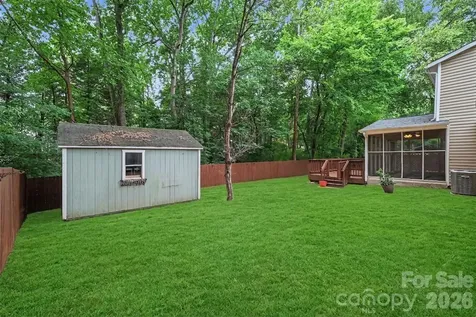 7111 Cedar Lake Court Charlotte NC 28226