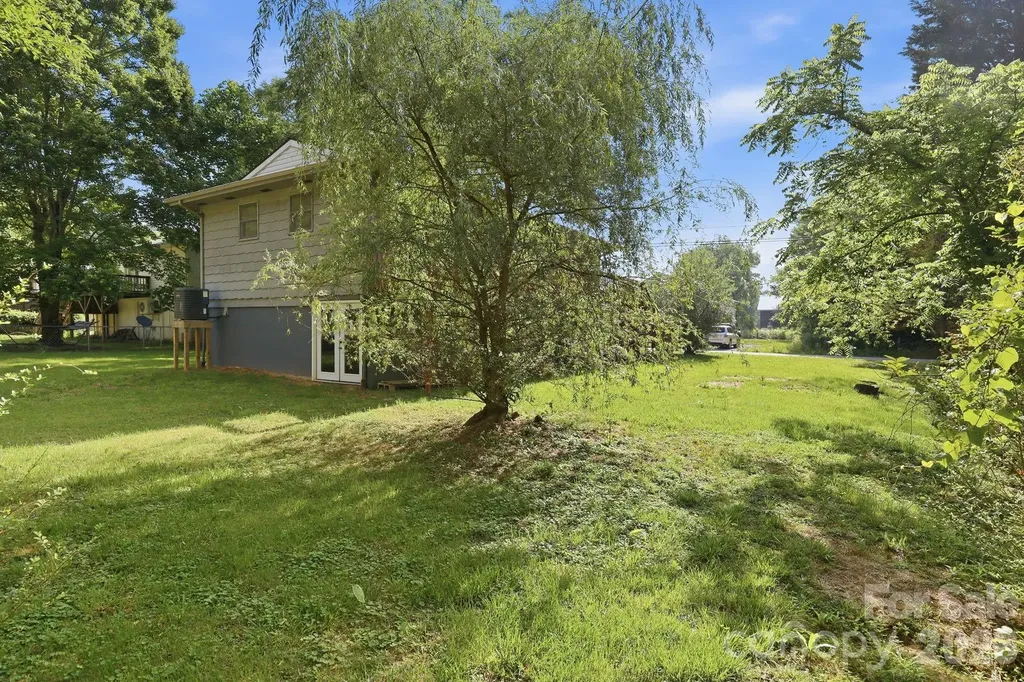 65 Spencer Street Clyde NC 28721