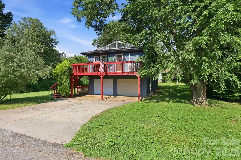 65 Spencer Street Clyde NC 28721